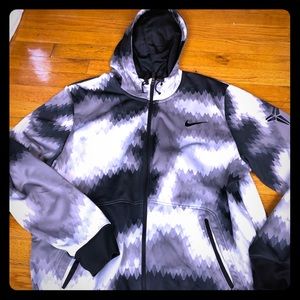 Nike Kobe therma fit jacket size XL
